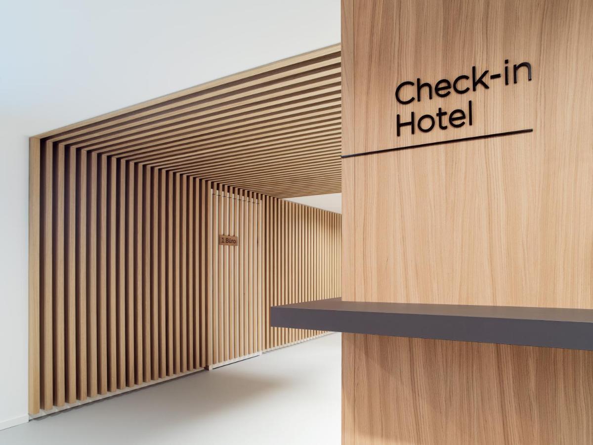 Hotel Neu-Schoenstatt Quarten Εξωτερικό φωτογραφία